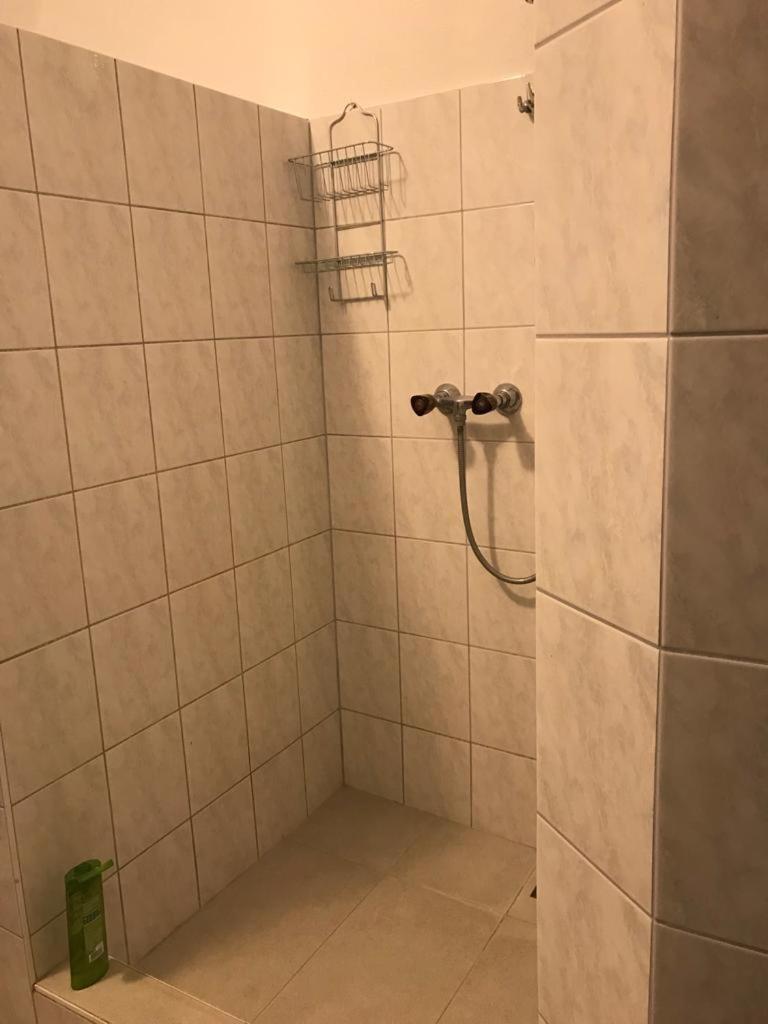 Schoen Wohnen Beim Stift Apartment Melk Luaran gambar