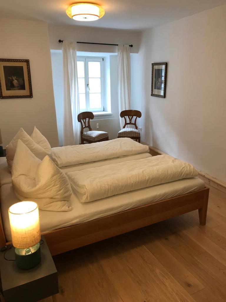 Schoen Wohnen Beim Stift Apartment Melk Luaran gambar