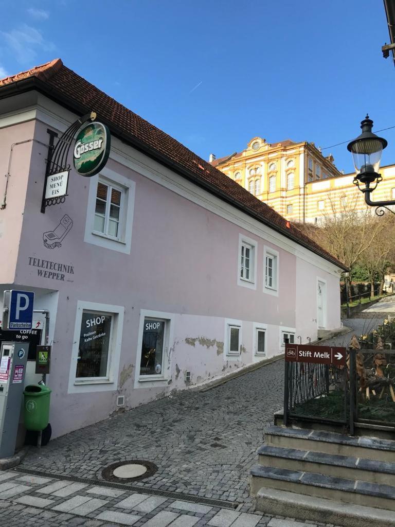 Schoen Wohnen Beim Stift Apartment Melk Luaran gambar